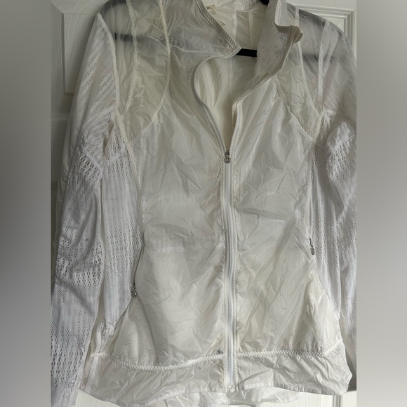 Vintage LuluLemon Rain Jacket - Picture 2 of 5